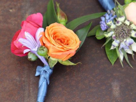 Boutonniere Hot on Sale