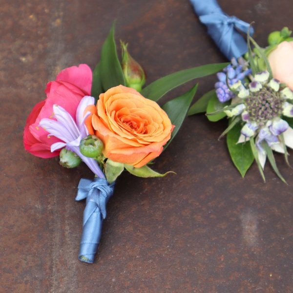 Boutonniere Hot on Sale